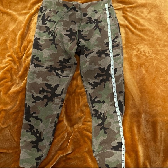 Polo Ralphlauren Fleece camo Jogger Pants - Picture 1 of 3